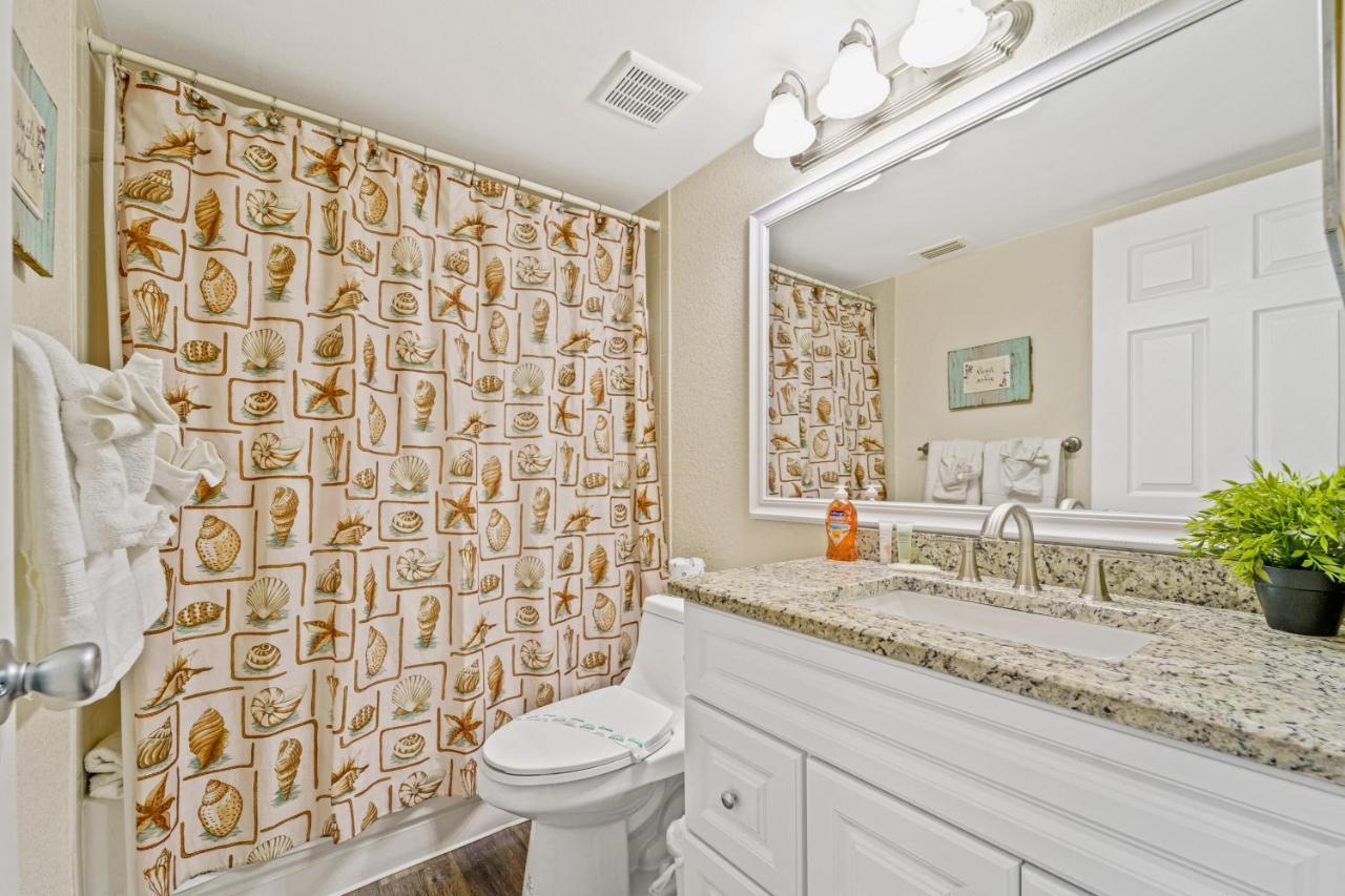 Palm Lagoon Apartment